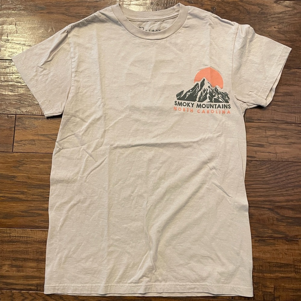 Smokey Mountains North Carolina T-Shirt.